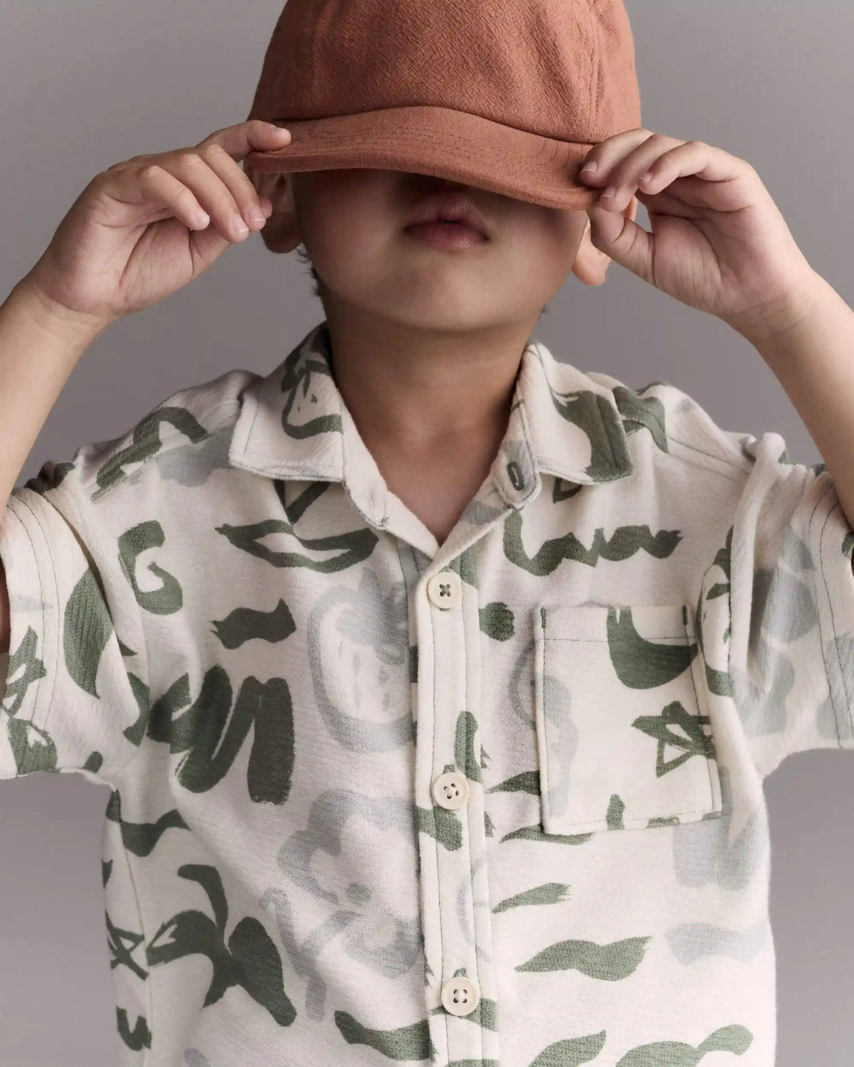 Toddler Boy Button-Down Short-Sleeve Shirt in Beach Print - Cream