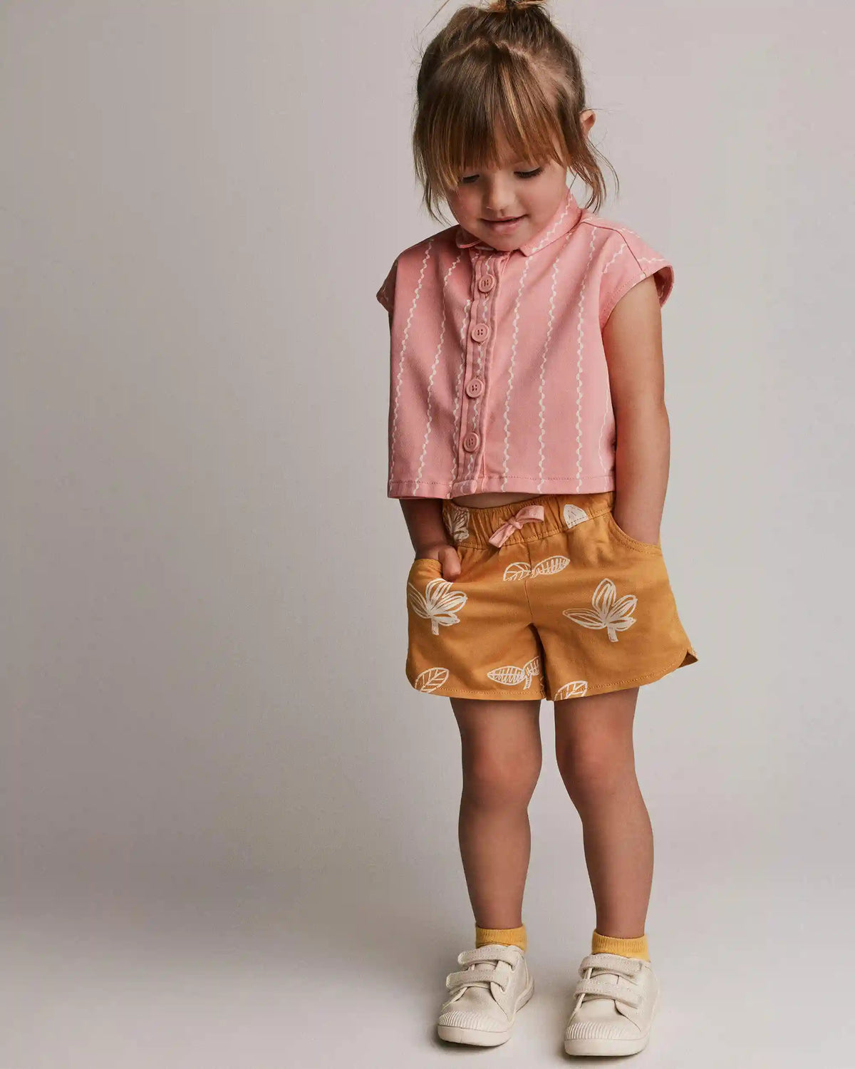 Toddler Girl Dolphin Hem Short in Plant Print - Golden Yellow